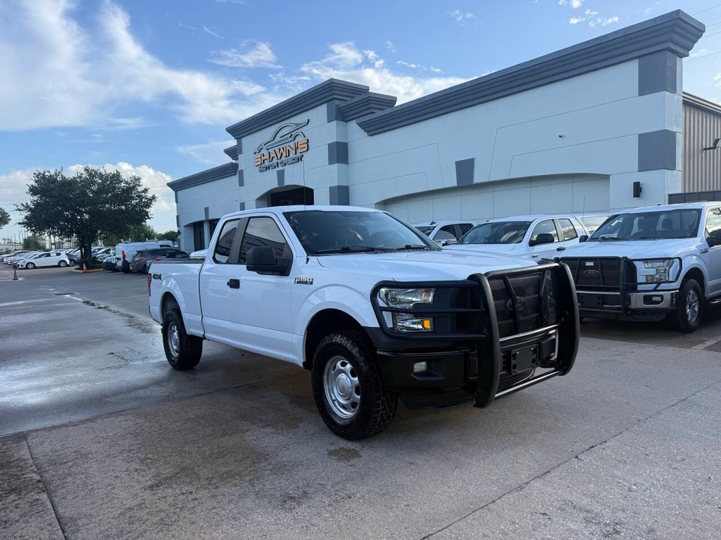 Ford F-150 Vehicle Full-screen Gallery Image 02