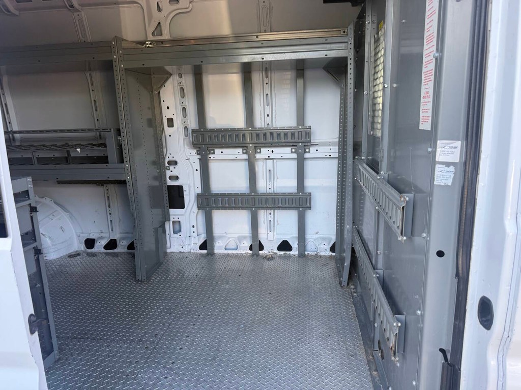 Ram ProMaster Cargo Van Vehicle Full-screen Gallery Image 21