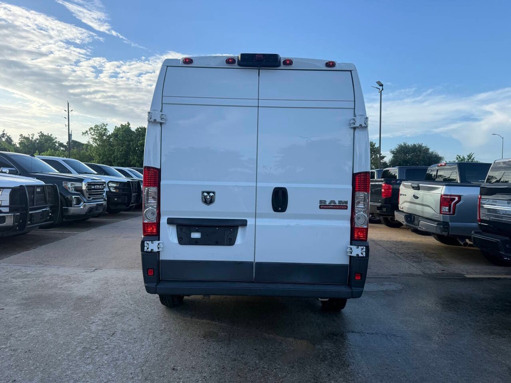 Ram ProMaster Cargo Van Vehicle Full-screen Gallery Image 30