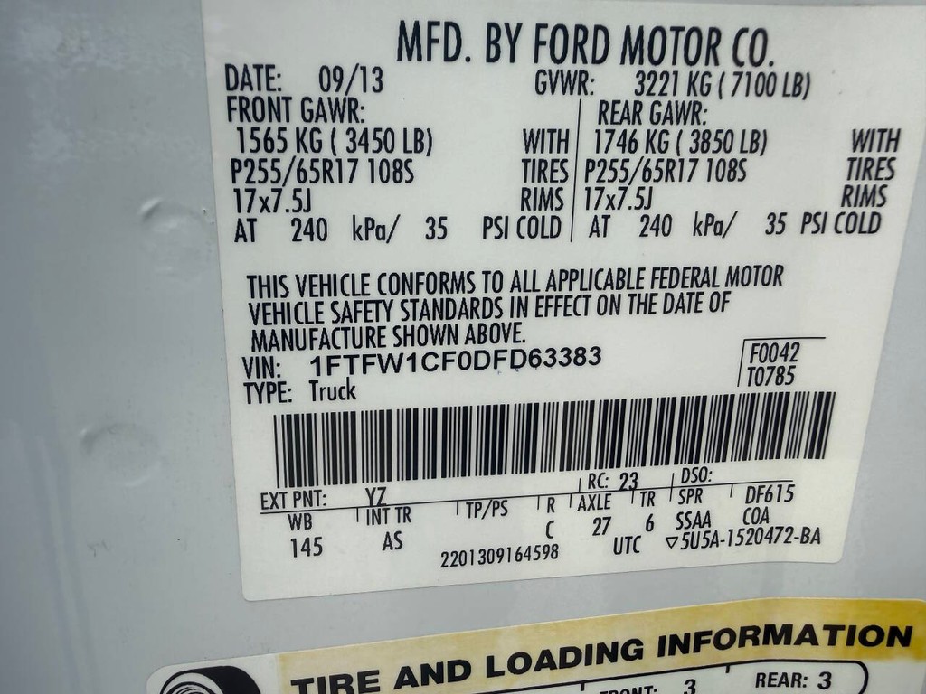 Ford F-150 Vehicle Full-screen Gallery Image 33