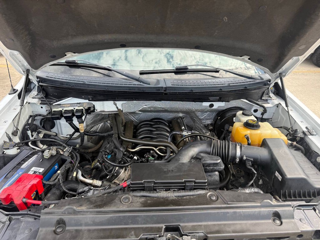 Ford F-150 Vehicle Full-screen Gallery Image 34