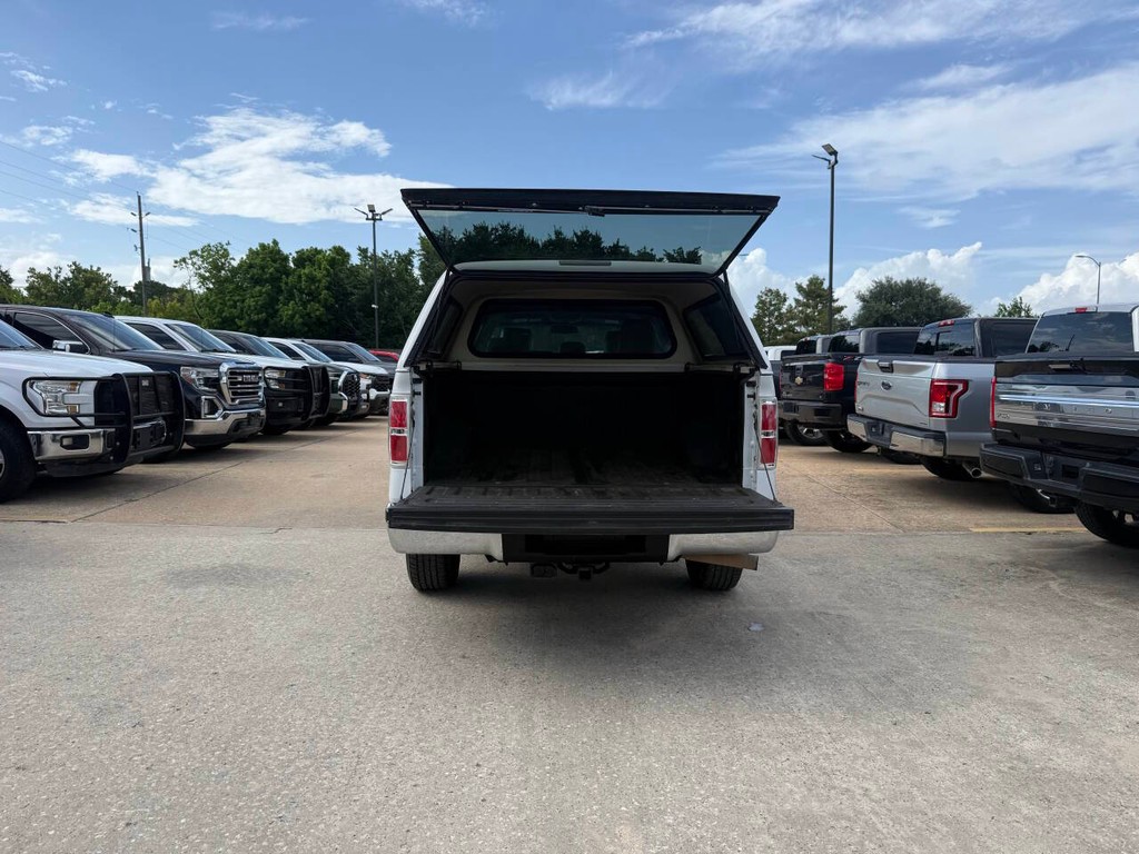 Ford F-150 Vehicle Full-screen Gallery Image 36