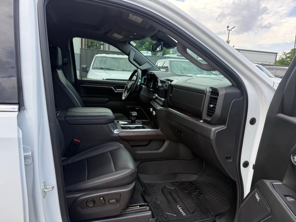 GMC Sierra 1500 Vehicle Full-screen Gallery Image 10