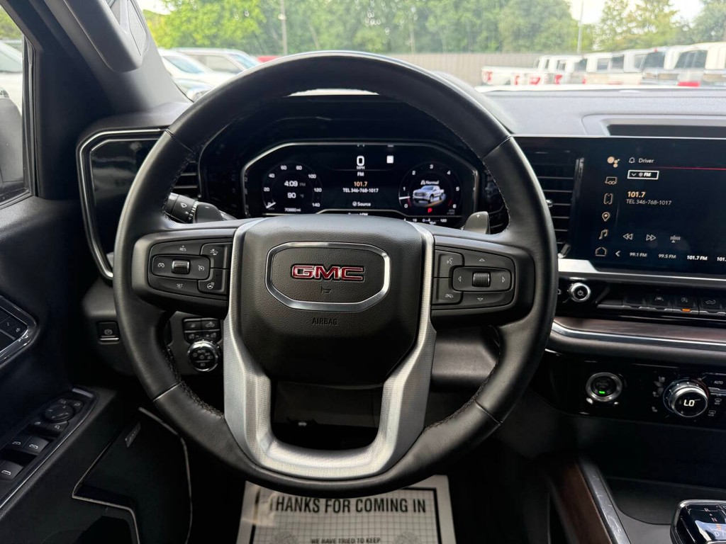 GMC Sierra 1500 Vehicle Full-screen Gallery Image 20
