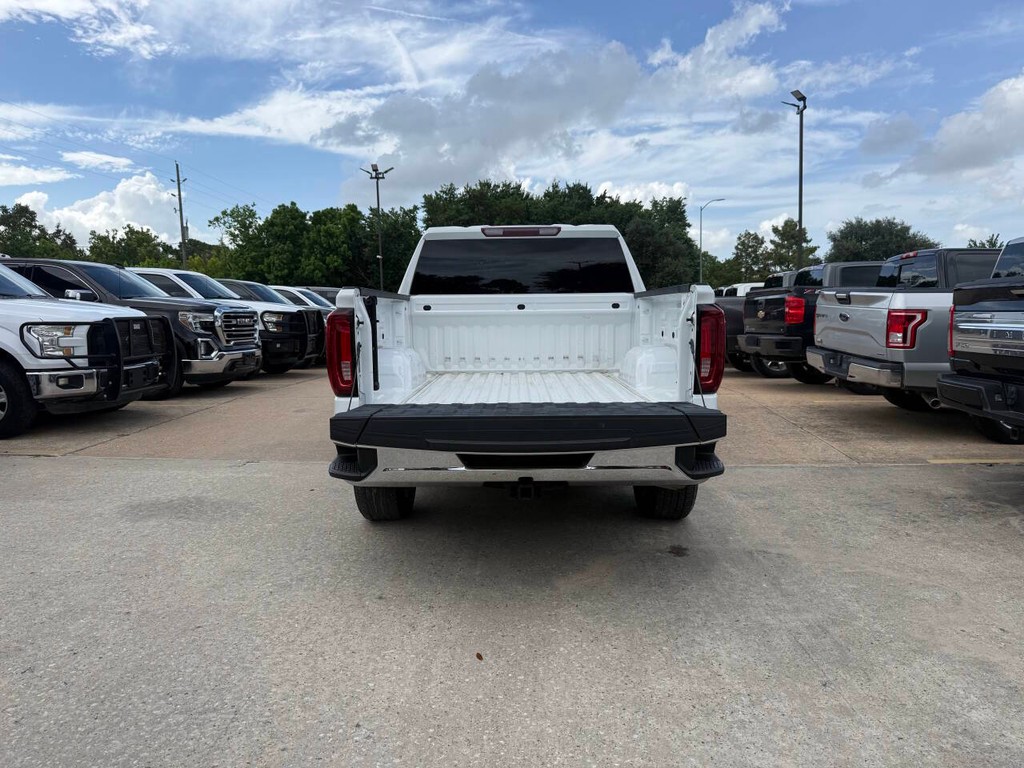 GMC Sierra 1500 Vehicle Full-screen Gallery Image 35