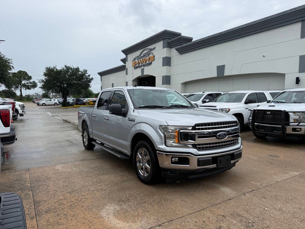 Ford F-150 Vehicle Full-screen Gallery Image 02