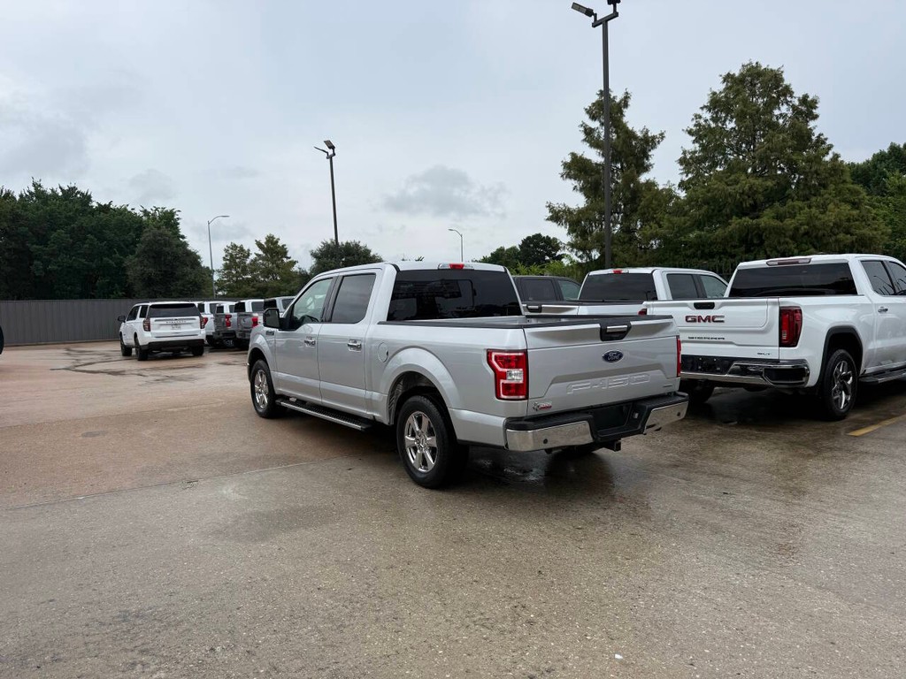 Ford F-150 Vehicle Full-screen Gallery Image 04