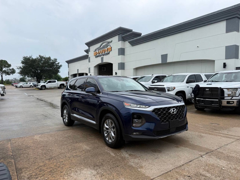 Hyundai Santa Fe Vehicle Full-screen Gallery Image 02