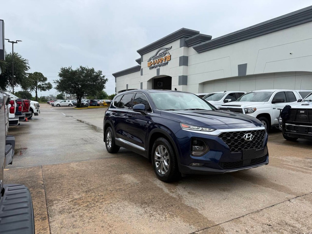 Hyundai Santa Fe Vehicle Full-screen Gallery Image 40