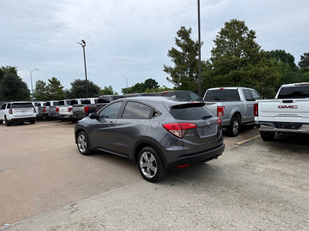 Honda HR-V Vehicle Full-screen Gallery Image 04