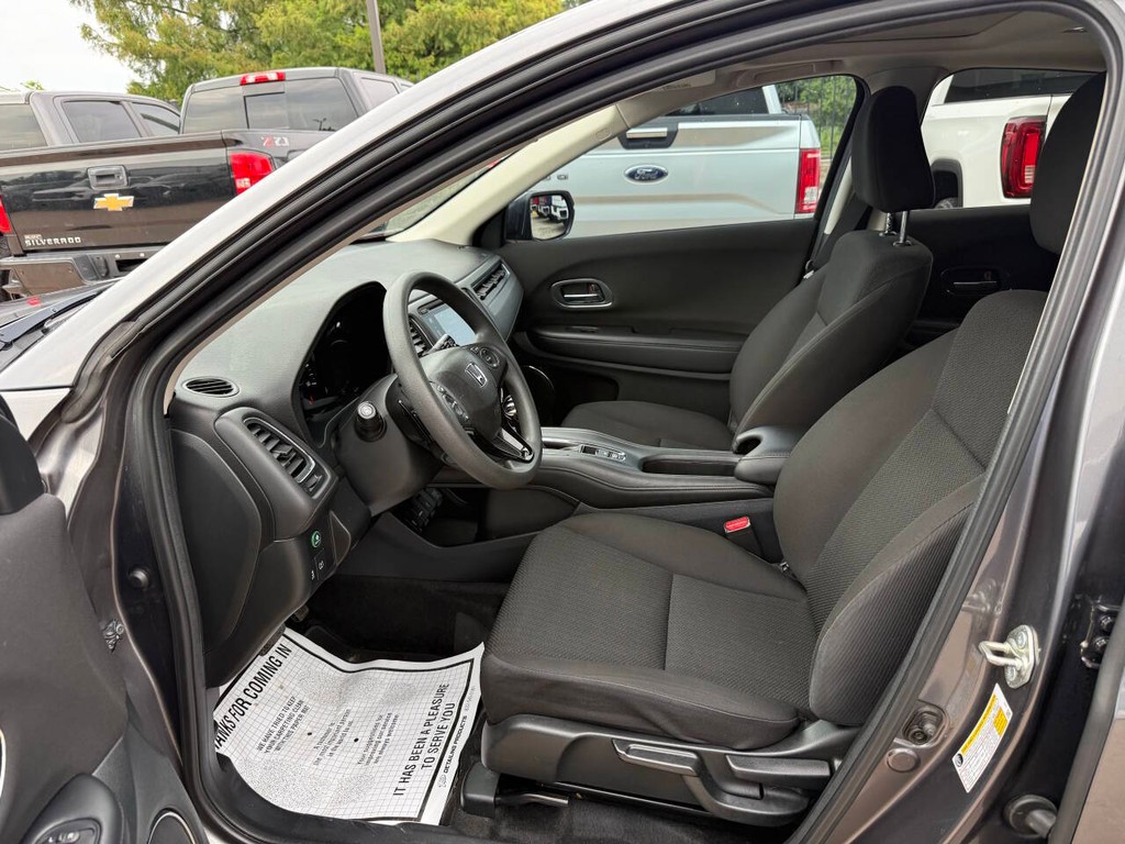Honda HR-V Vehicle Full-screen Gallery Image 07