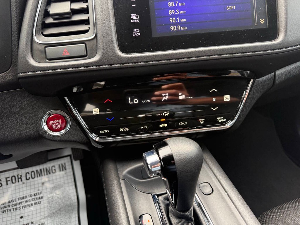 Honda HR-V Vehicle Full-screen Gallery Image 27