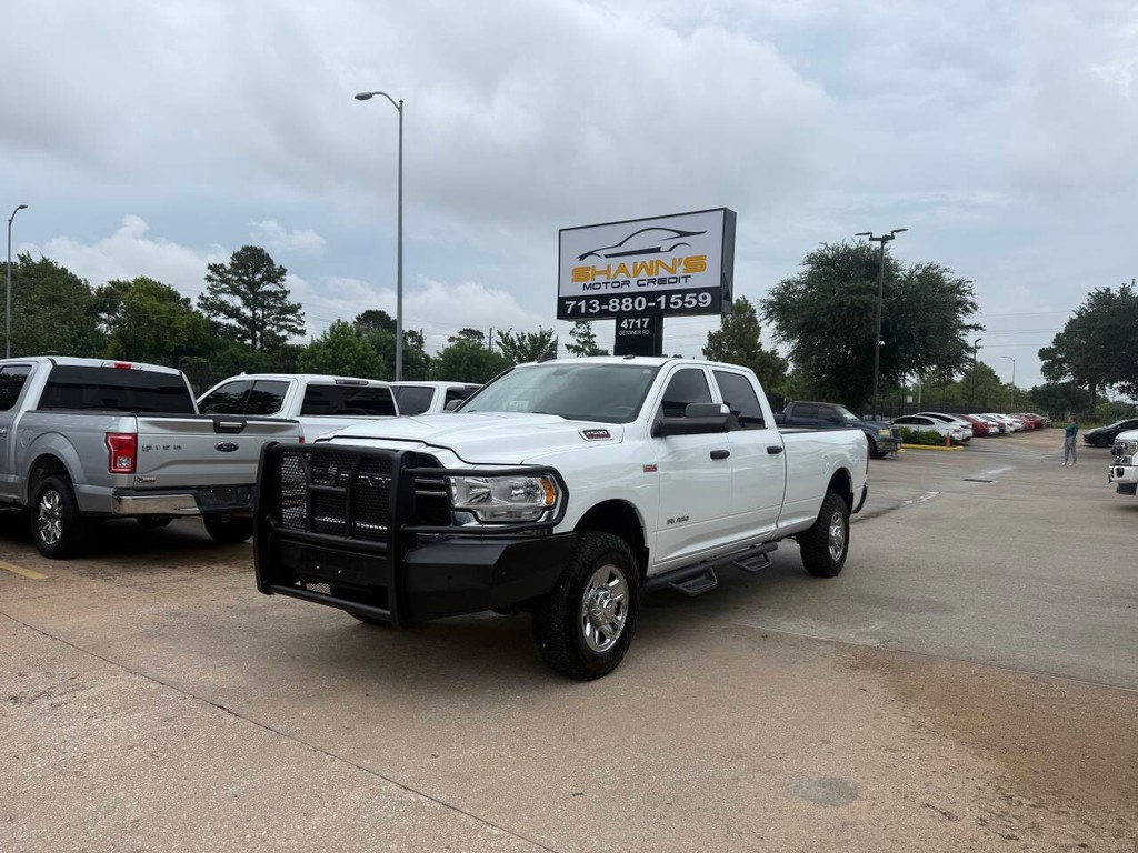 Ram 2500 Vehicle Full-screen Gallery Image 03