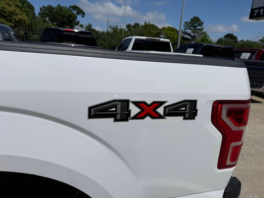 Ford F-150 Vehicle Full-screen Gallery Image 37