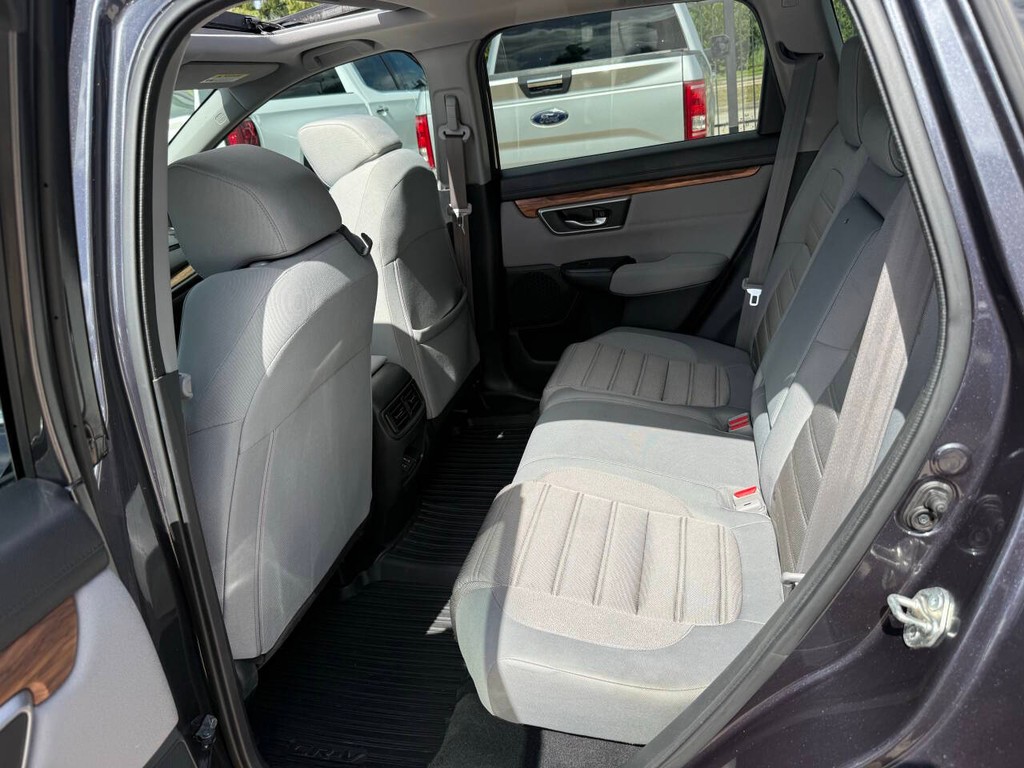 Honda CR-V Vehicle Full-screen Gallery Image 13