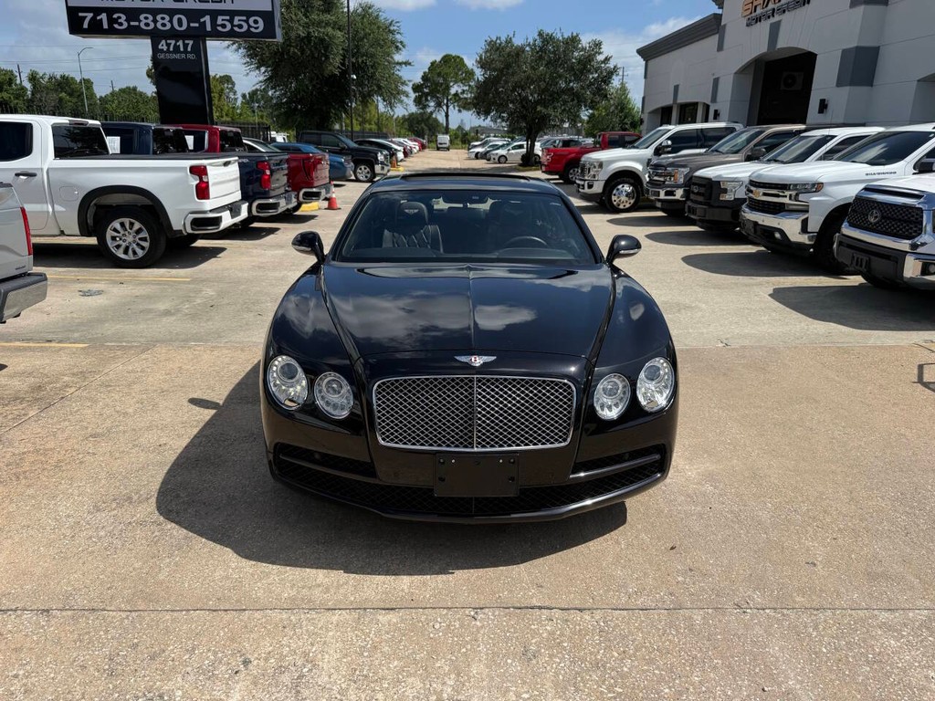 Bentley Flying Spur Vehicle Full-screen Gallery Image 41