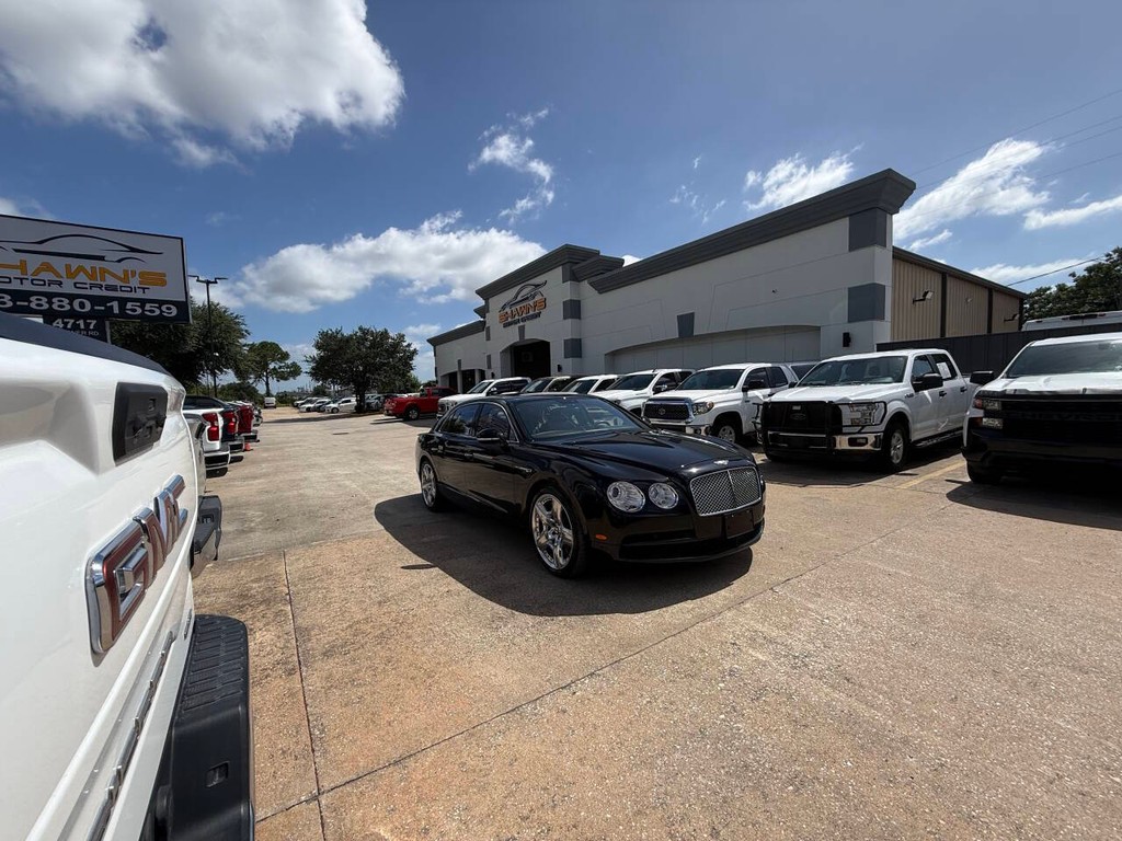 Bentley Flying Spur Vehicle Full-screen Gallery Image 45