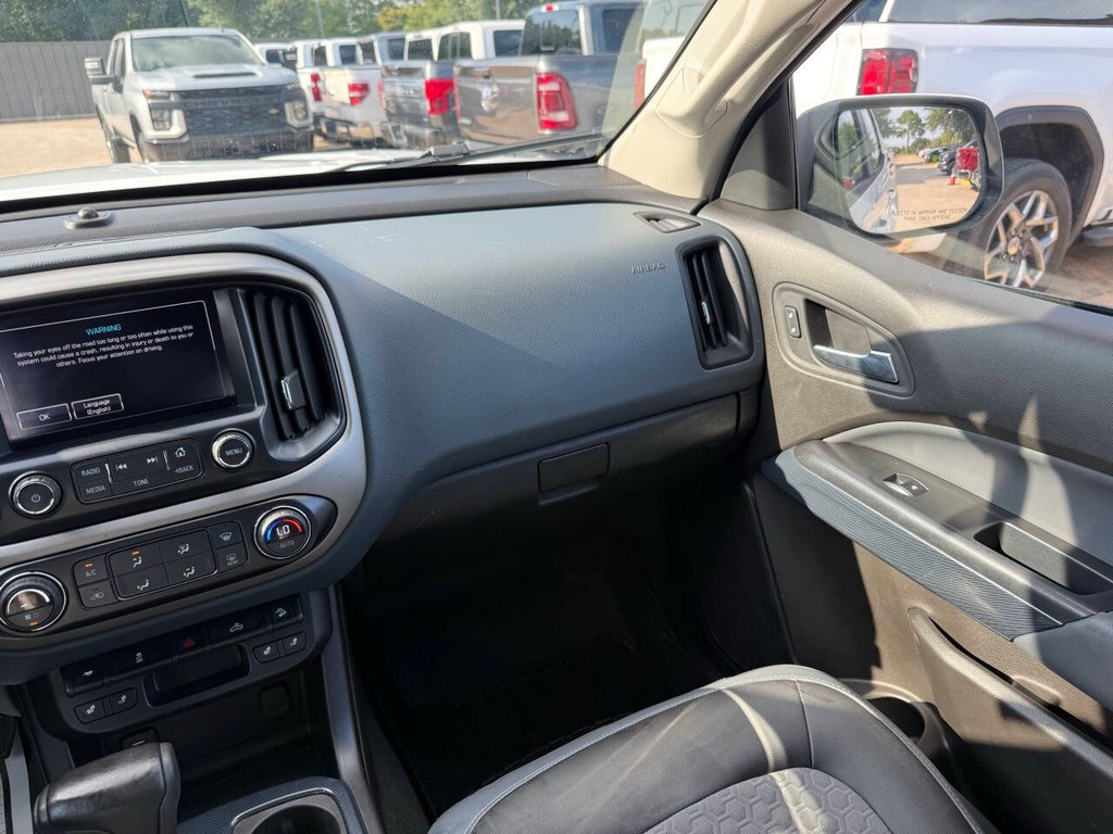 Chevrolet Colorado Vehicle Full-screen Gallery Image 20