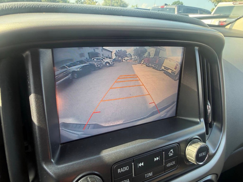 Chevrolet Colorado Vehicle Full-screen Gallery Image 26
