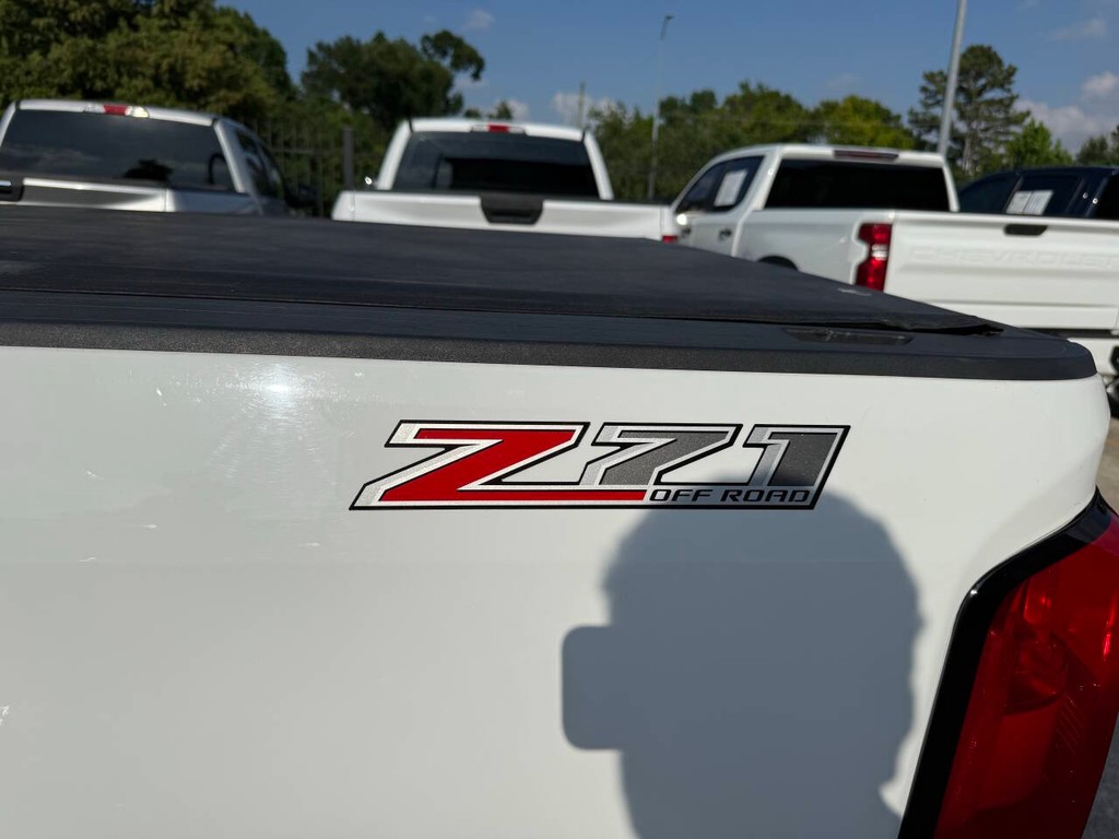 Chevrolet Colorado Vehicle Full-screen Gallery Image 37