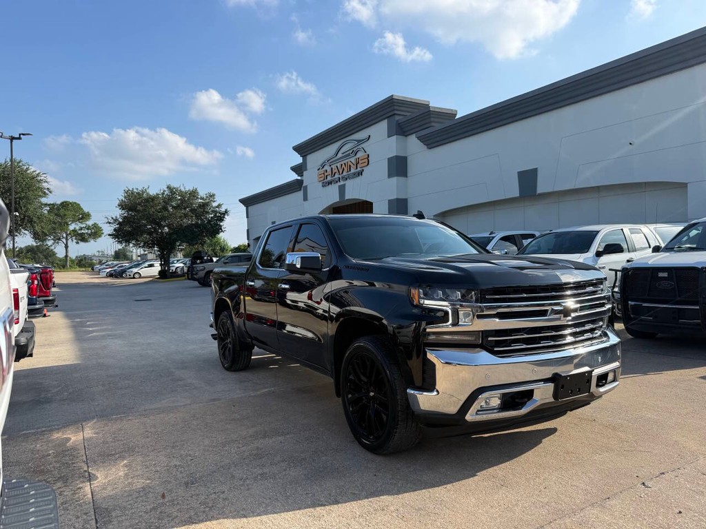Chevrolet Silverado 1500 Vehicle Full-screen Gallery Image 02