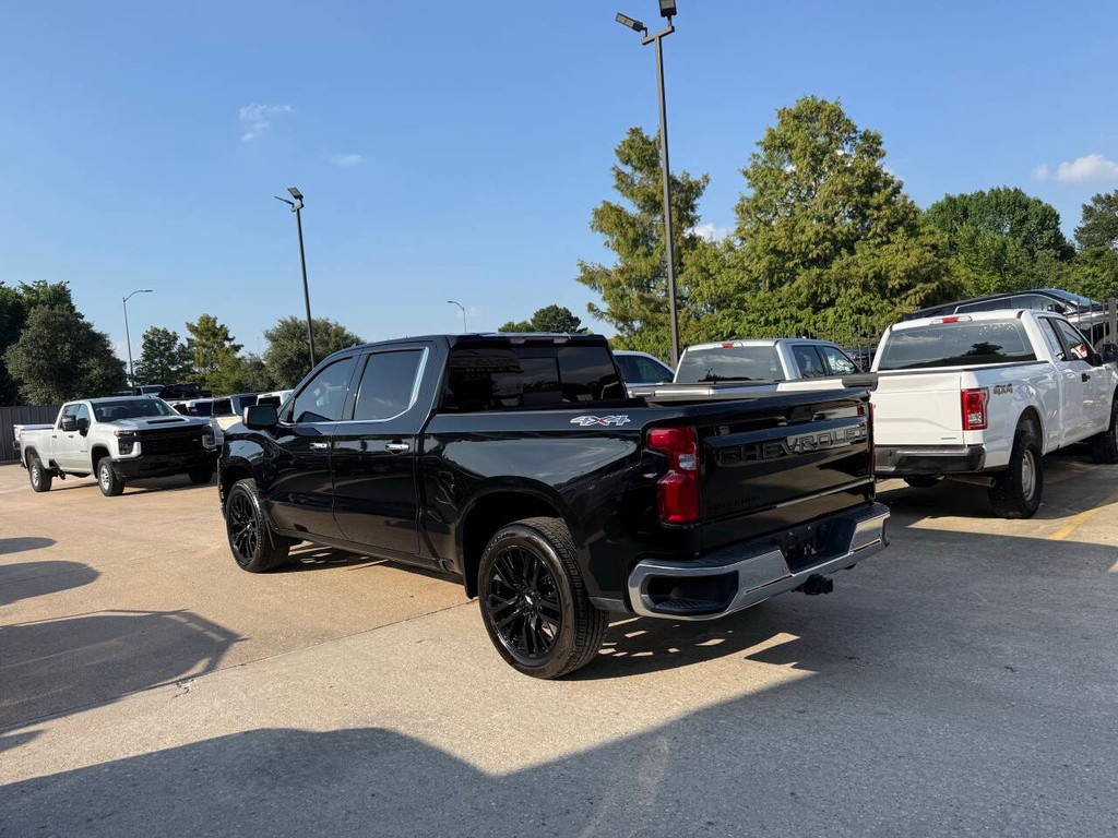 Chevrolet Silverado 1500 Vehicle Full-screen Gallery Image 04