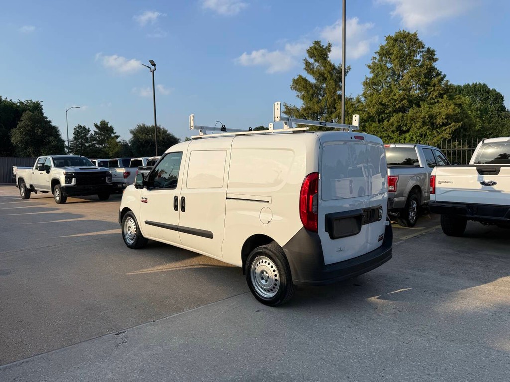 Ram ProMaster City Cargo Van Vehicle Full-screen Gallery Image 04