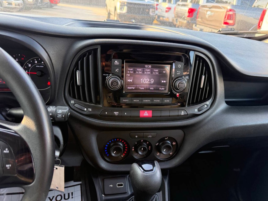 Ram ProMaster City Cargo Van Vehicle Full-screen Gallery Image 20
