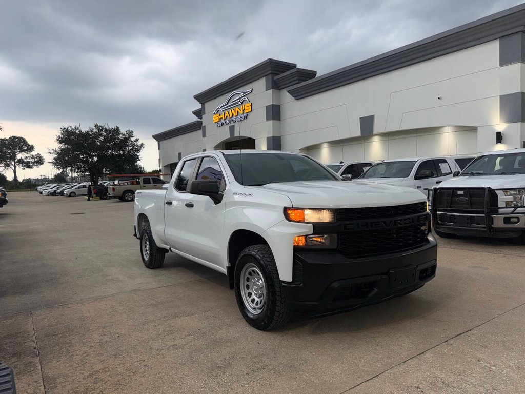 Chevrolet Silverado 1500 Vehicle Full-screen Gallery Image 41