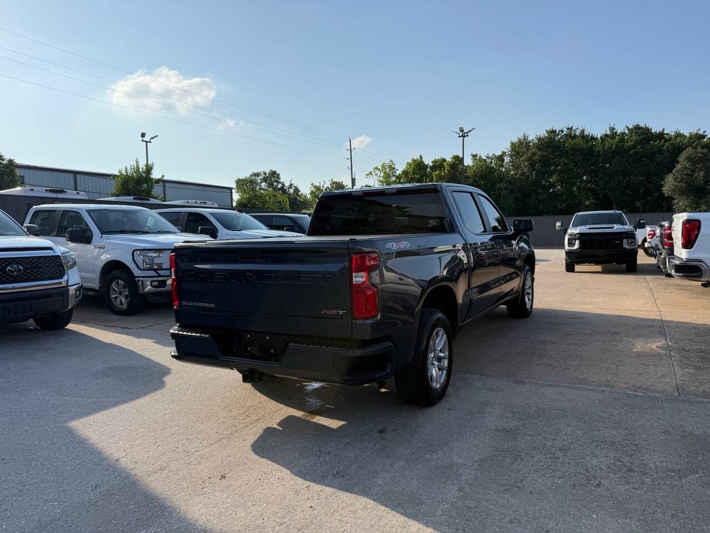 Chevrolet Silverado 1500 Vehicle Full-screen Gallery Image 05