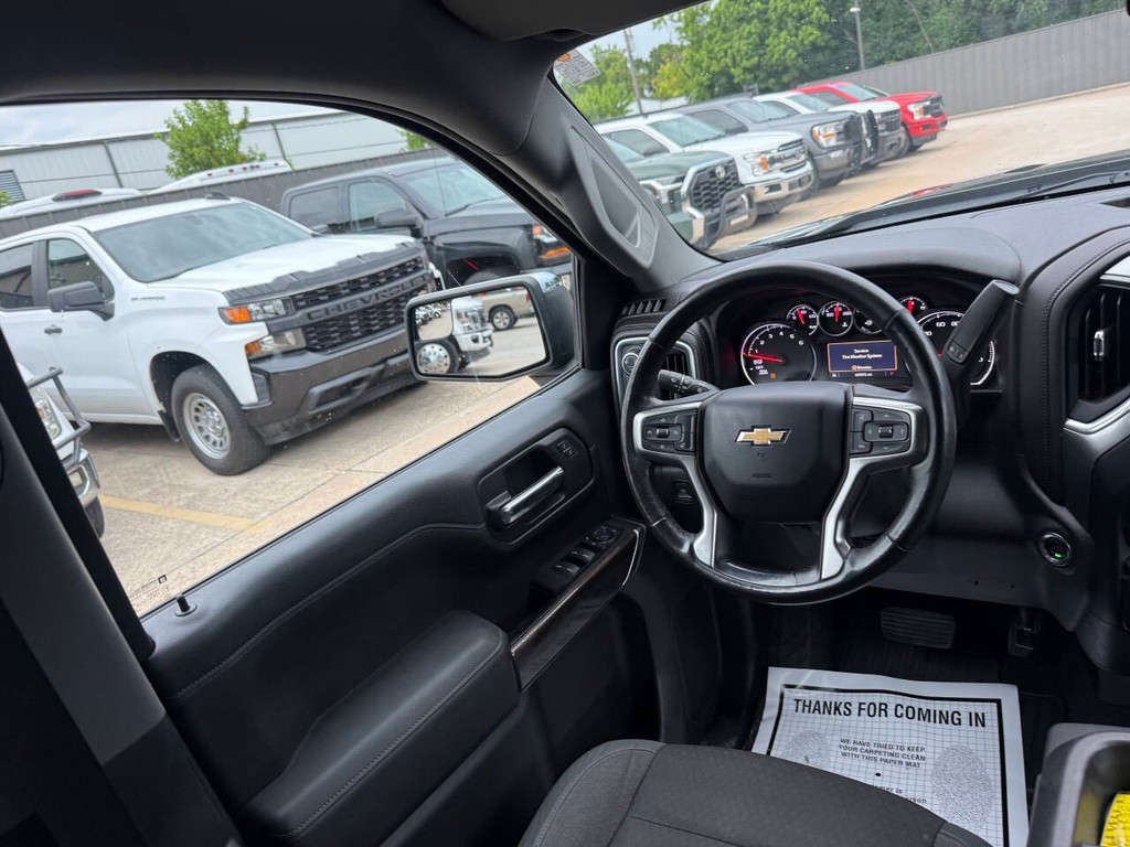 Chevrolet Silverado 1500 Vehicle Full-screen Gallery Image 19