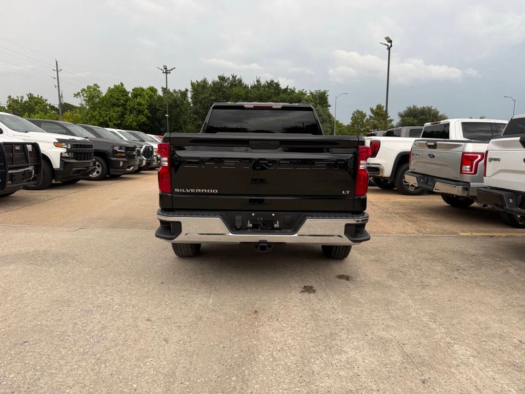 Chevrolet Silverado 1500 Vehicle Full-screen Gallery Image 38