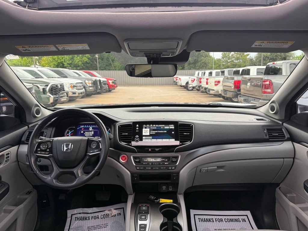 Honda Pilot Vehicle Full-screen Gallery Image 19