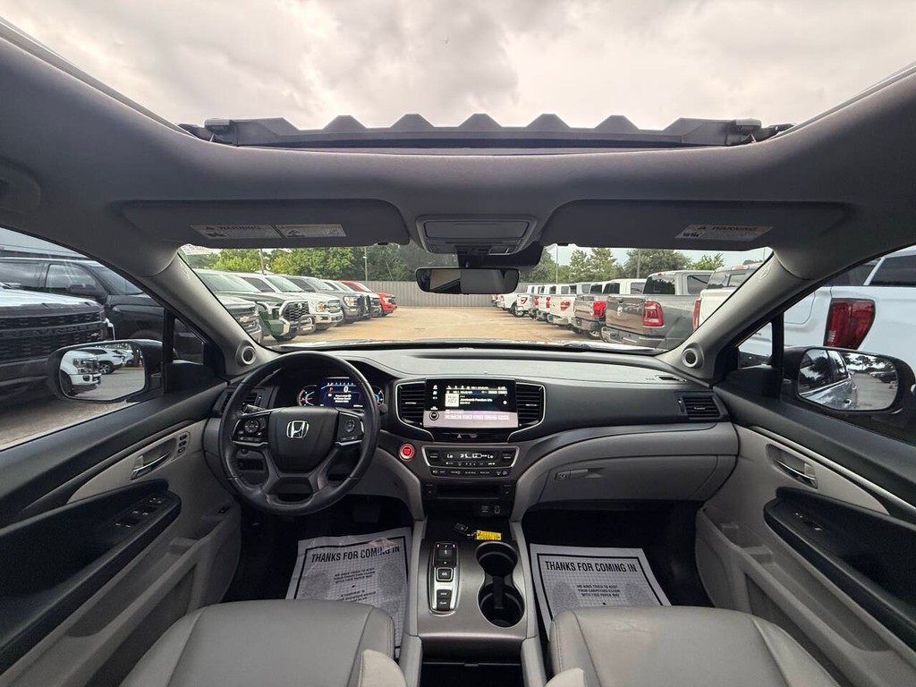 Honda Pilot Vehicle Full-screen Gallery Image 20