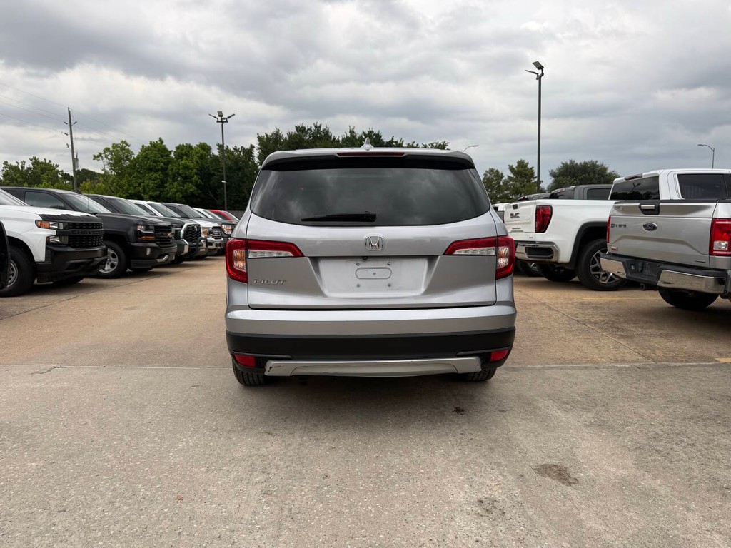 Honda Pilot Vehicle Full-screen Gallery Image 40