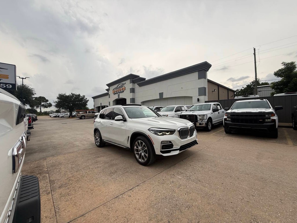 BMW X5 Vehicle Full-screen Gallery Image 47