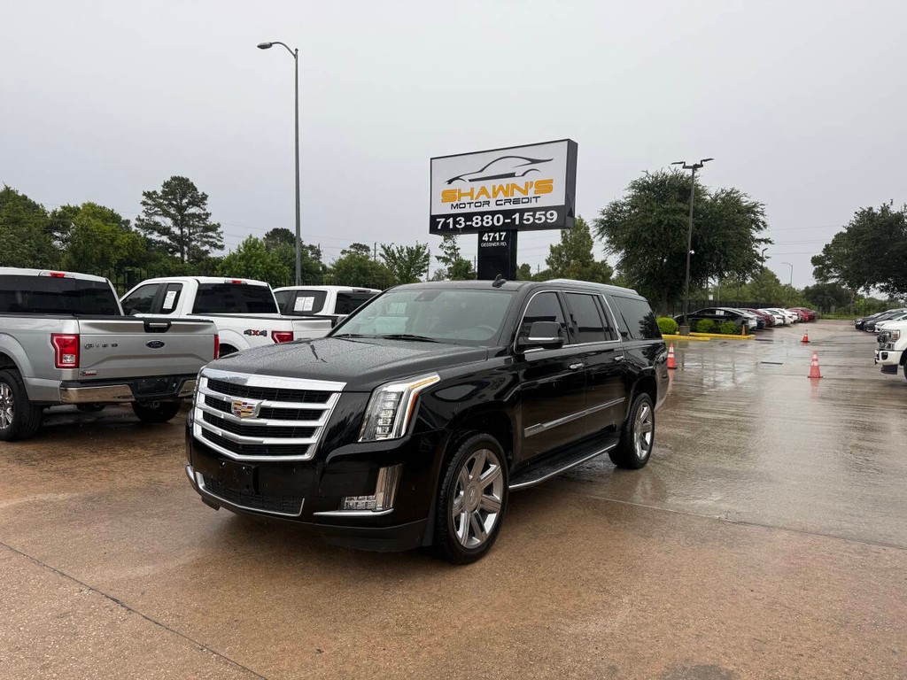 Cadillac Escalade ESV Vehicle Full-screen Gallery Image 03
