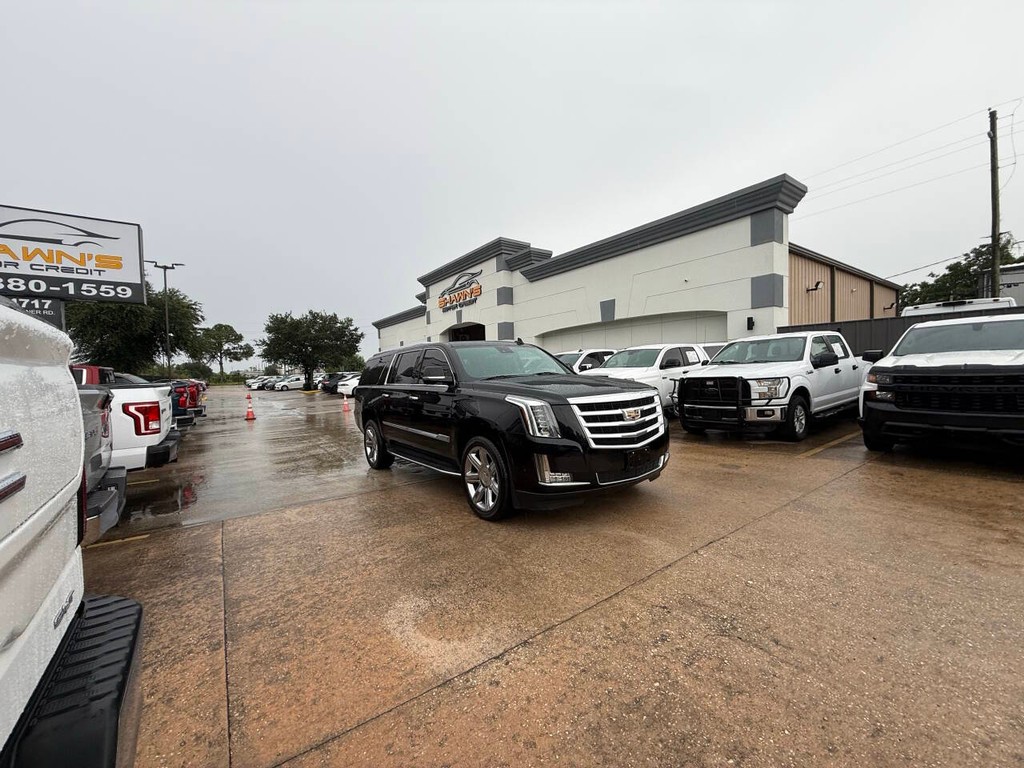 Cadillac Escalade ESV Vehicle Full-screen Gallery Image 47