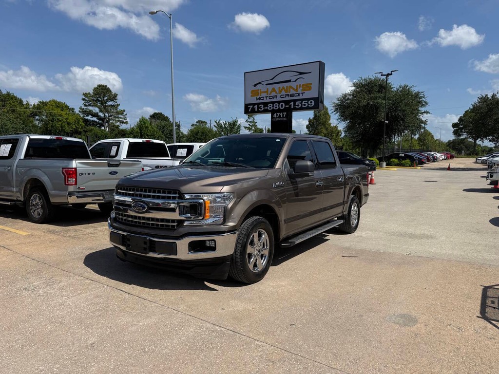 Ford F-150 Vehicle Full-screen Gallery Image 03