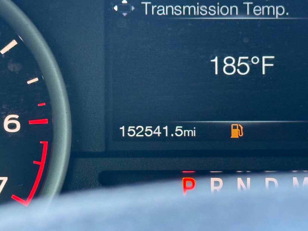 Ford F-150 Vehicle Full-screen Gallery Image 31
