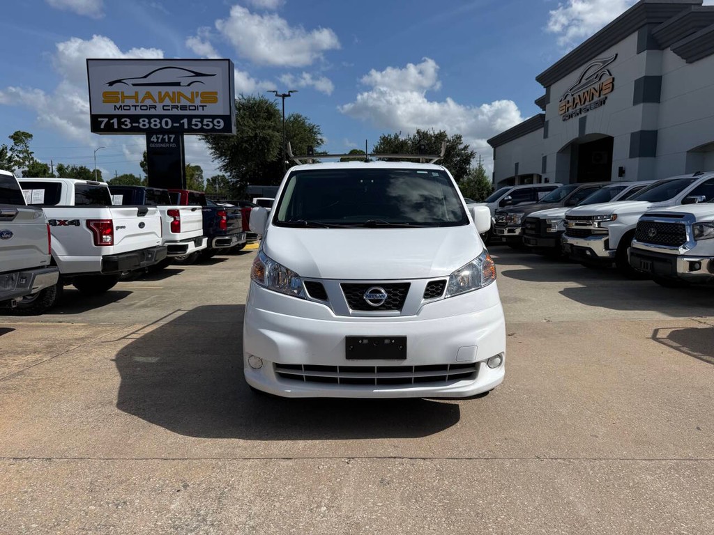 Nissan NV200 Compact Cargo Vehicle Full-screen Gallery Image 35