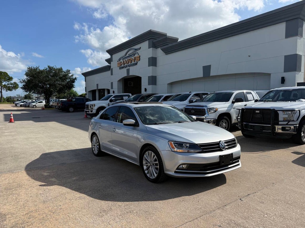 Volkswagen Jetta Sedan Vehicle Full-screen Gallery Image 42