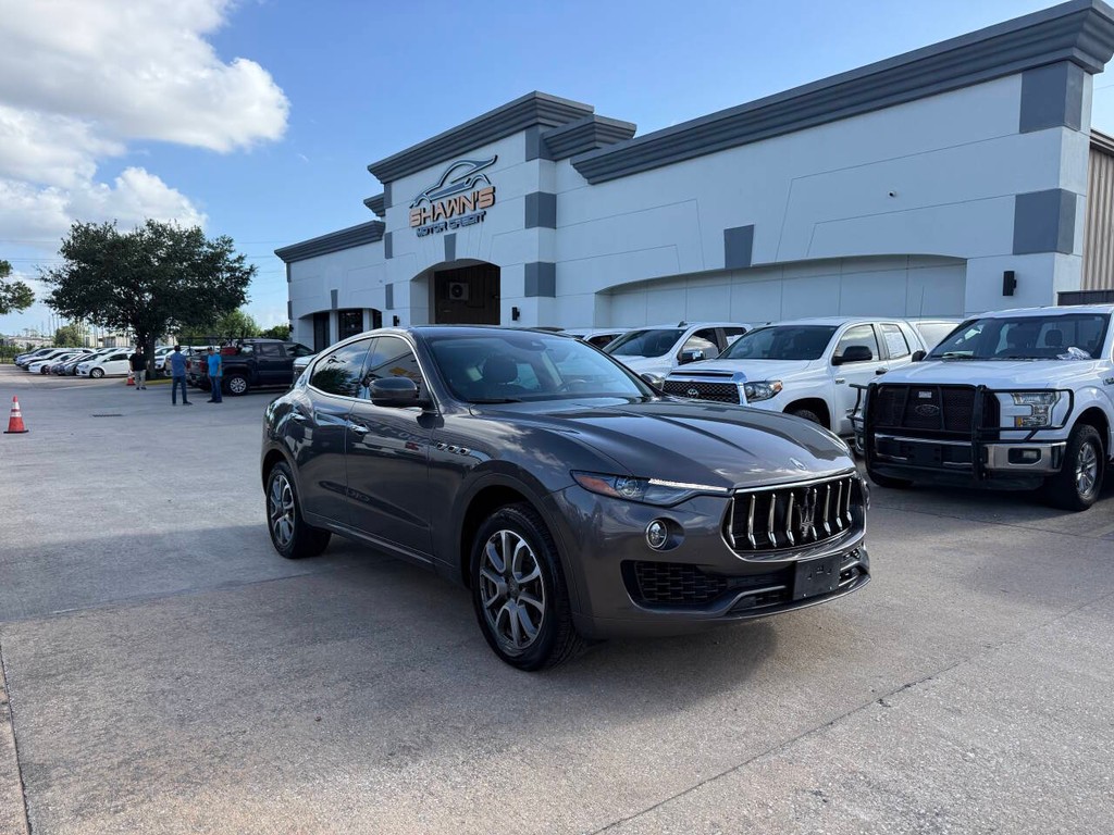 Maserati Levante Vehicle Full-screen Gallery Image 40