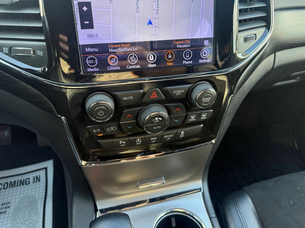 Jeep Grand Cherokee Vehicle Full-screen Gallery Image 27