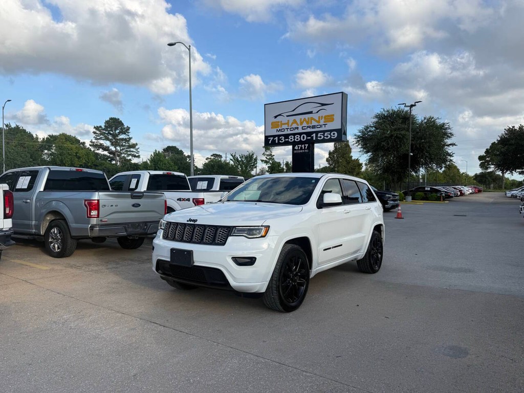 Jeep Grand Cherokee Vehicle Full-screen Gallery Image 41