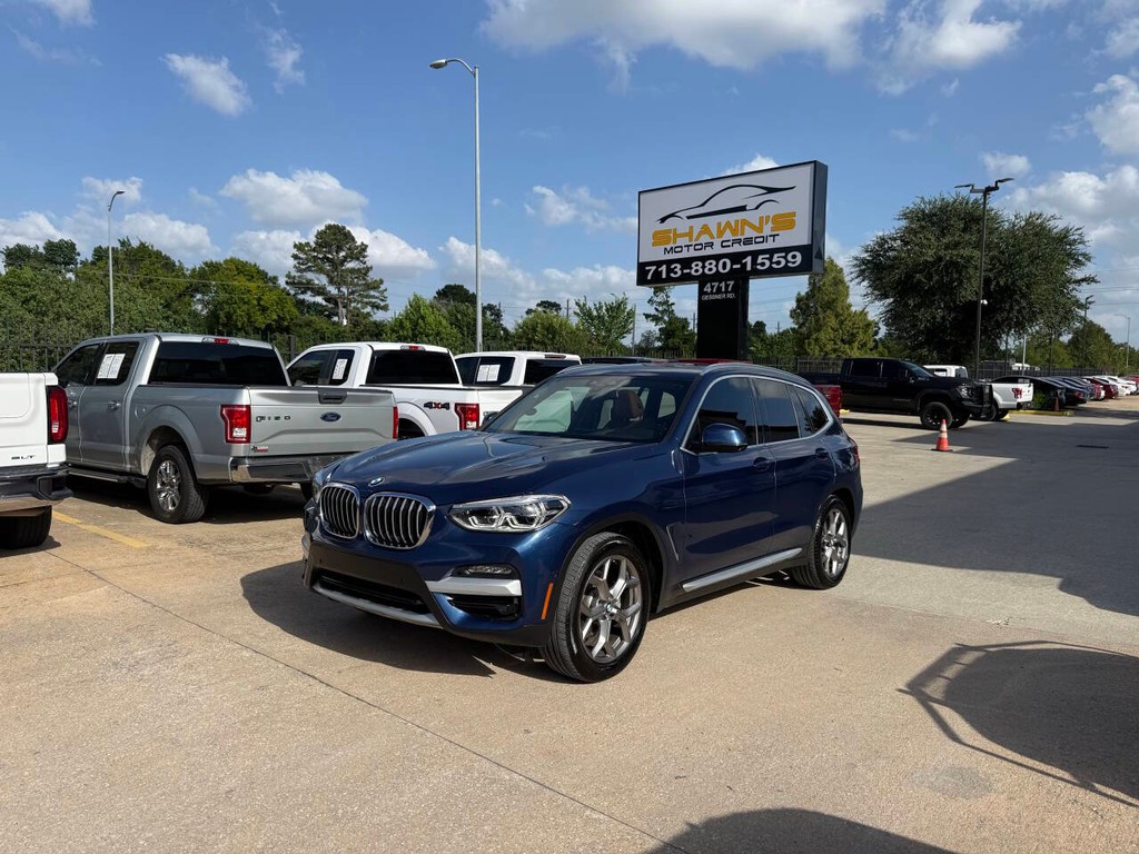 BMW X3 Vehicle Full-screen Gallery Image 03