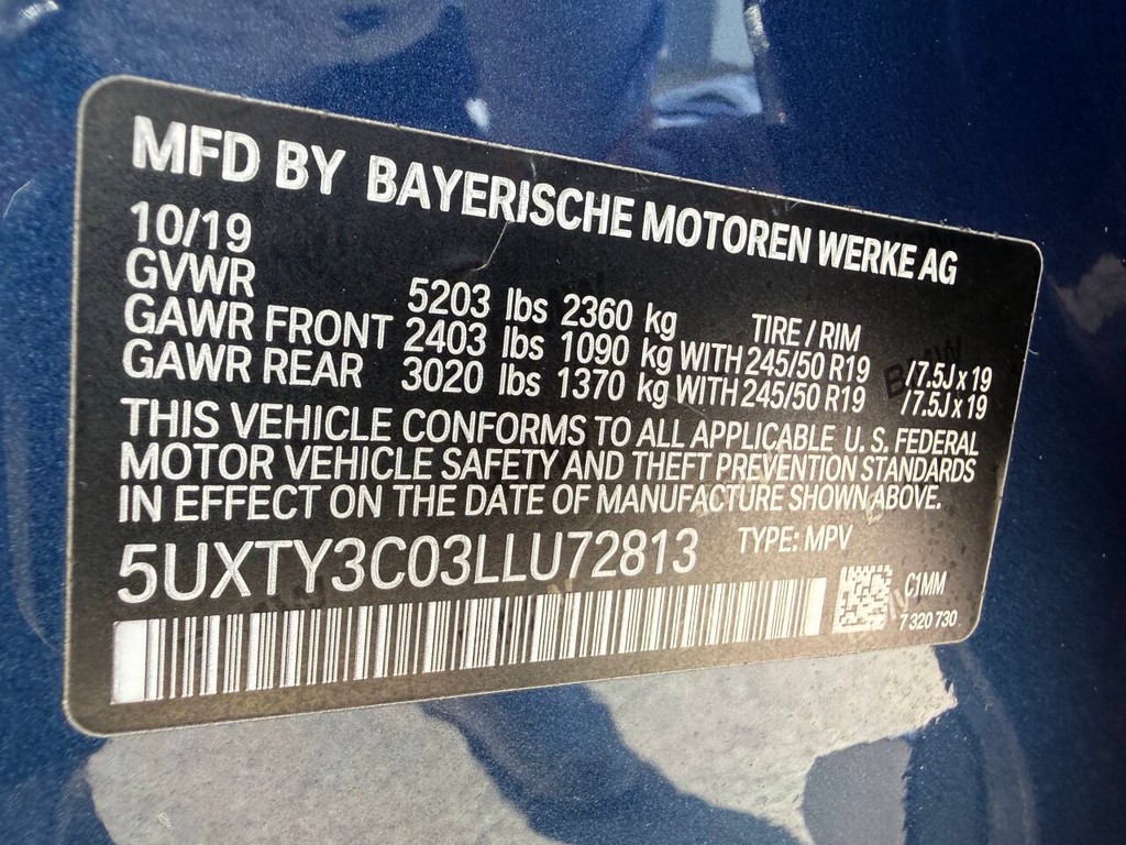 BMW X3 Vehicle Full-screen Gallery Image 36
