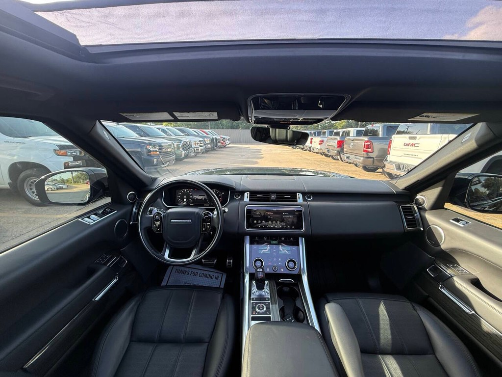 Land Rover Range Rover Sport Vehicle Full-screen Gallery Image 18