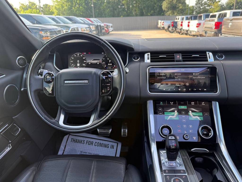 Land Rover Range Rover Sport Vehicle Full-screen Gallery Image 21