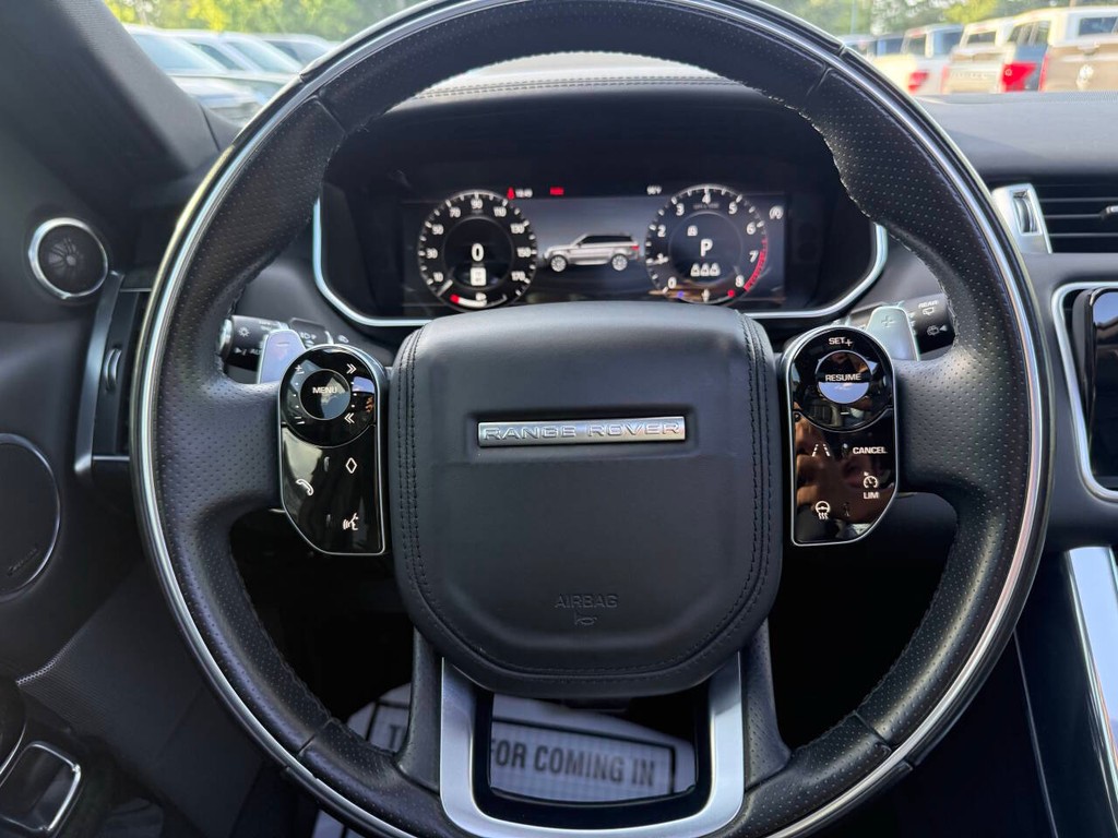 Land Rover Range Rover Sport Vehicle Full-screen Gallery Image 23